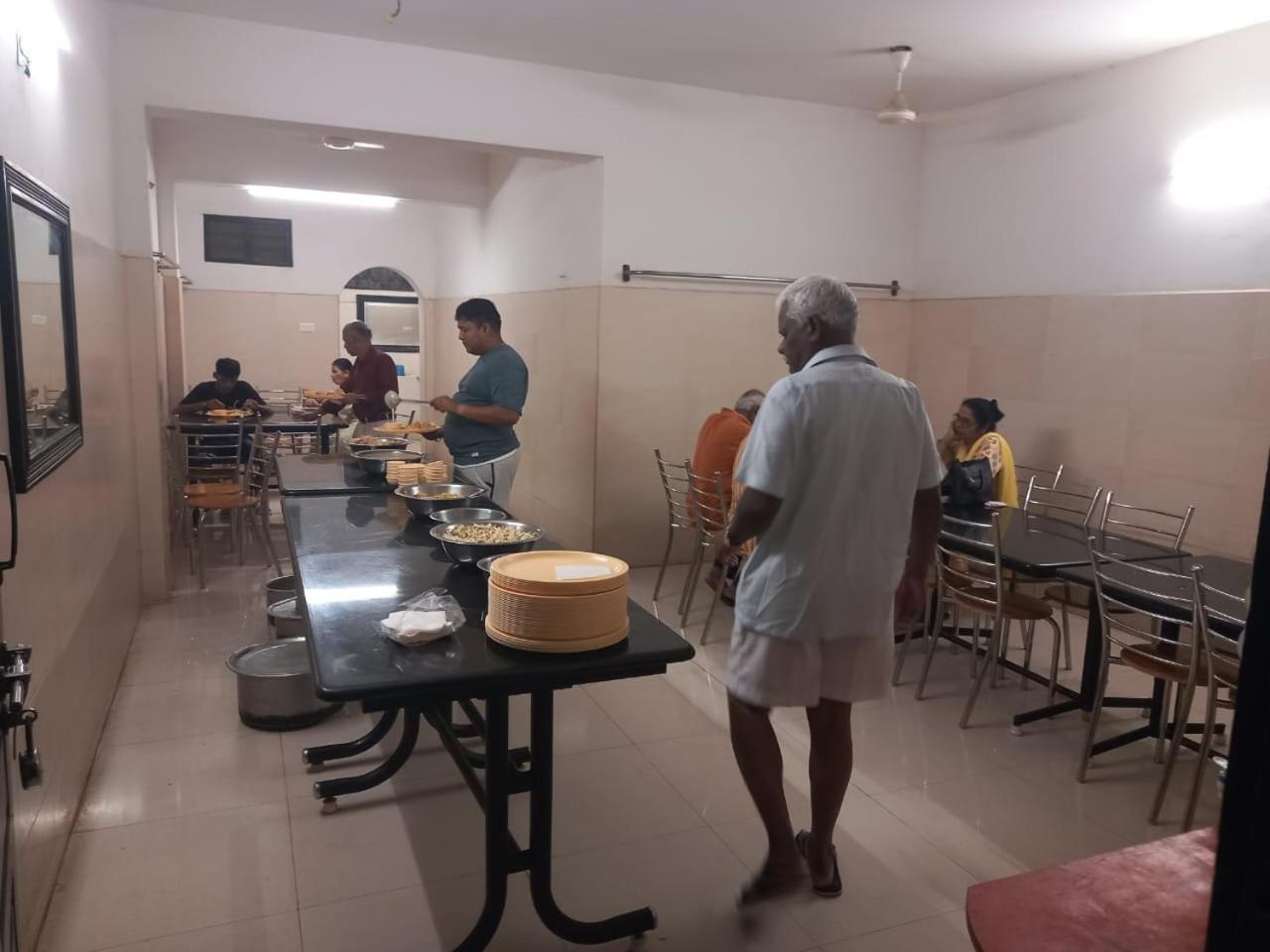 Hotel Sri Devi Kanyakumari Ngoại thất bức ảnh