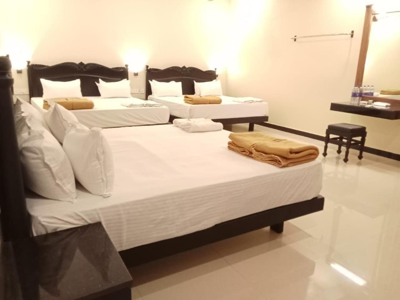 Hotel Sri Devi Kanyakumari Ngoại thất bức ảnh
