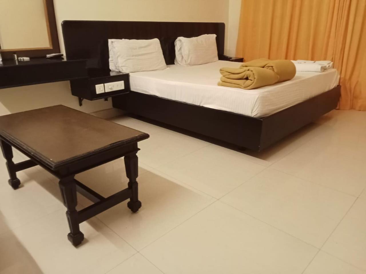 Hotel Sri Devi Kanyakumari Ngoại thất bức ảnh
