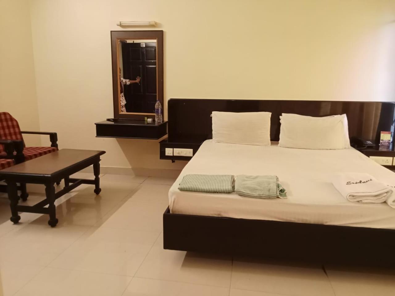 Hotel Sri Devi Kanyakumari Ngoại thất bức ảnh